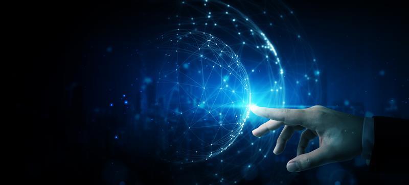 The Data Flywheel: Transforming Insights in Life Sciences with Data Products and Agentic AI